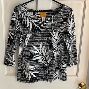 Ruby Rd topical top size medium